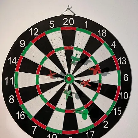 Apartment Darts *